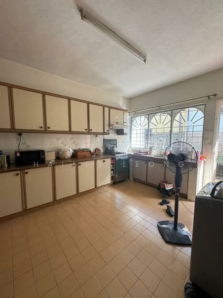 2-storey Terraced House for Sale in Taman Tun Dr Ismail (Kuala Lumpur) - Hailey Leong - Kitchen - PropertyGuru.com.my