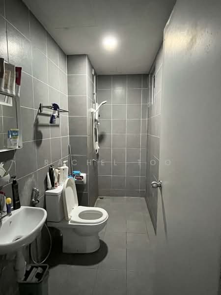 Service Residence for Rent at V-Residensi 2 - Rachel Too - Bathroom - PropertyGuru.com.my