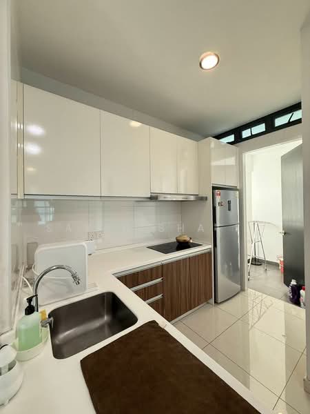 Rumah Kluster untuk Dijual di Iskandar Puteri (Nusajaya) (Johor) - Sarah Shaffi - Kitchen - PropertyGuru.com.my