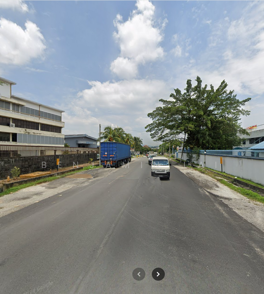 Warehouse for Rent in Kawasan Industri Kampung Jaya (Sungai Buloh) - Benjamin Lai - Exterior - PropertyGuru.com.my