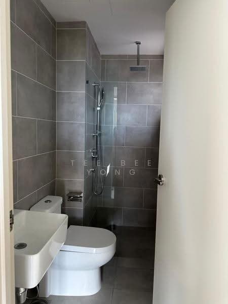 Service Residence for Sale at The Tropika - Tee Bee Yong - Bathroom - PropertyGuru.com.my