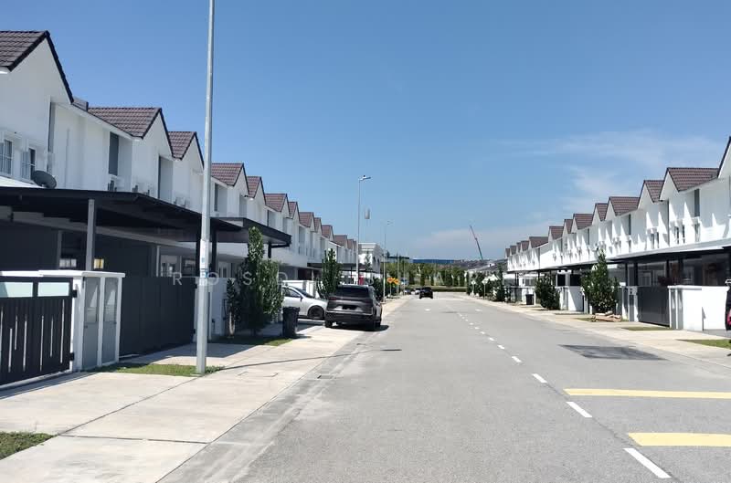 2-storey Terraced House for Sale in Bandar Country Homes (Rawang) - Rosdi Sharif - Exterior - PropertyGuru.com.my