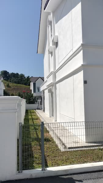 2-storey Terraced House for Sale in Bandar Country Homes (Rawang) - Rosdi Sharif - Exterior - PropertyGuru.com.my