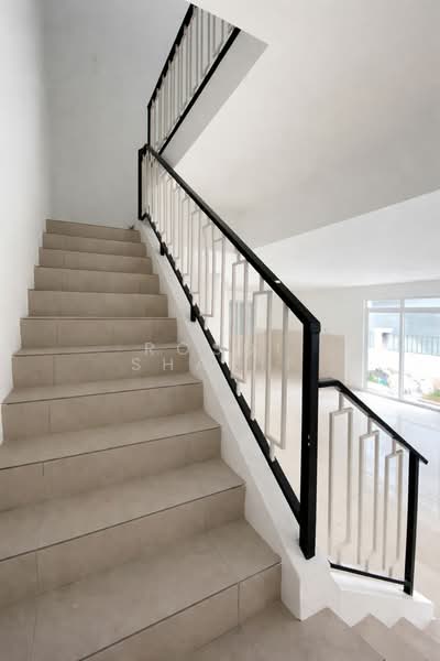 2-storey Terraced House for Sale in Bandar Country Homes (Rawang) - Rosdi Sharif - Interior - PropertyGuru.com.my