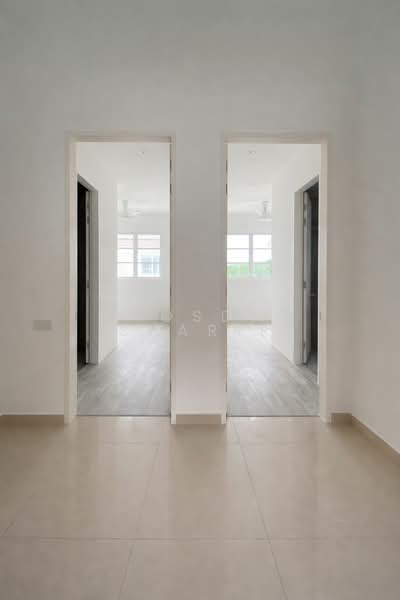 2-storey Terraced House for Sale in Bandar Country Homes (Rawang) - Rosdi Sharif - Interior - PropertyGuru.com.my