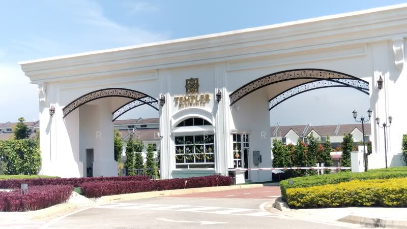 2-storey Terraced House for Sale in Bandar Country Homes (Rawang) - Rosdi Sharif - Exterior - PropertyGuru.com.my