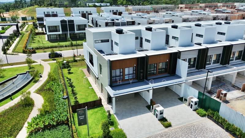 3-storey Terraced House for Sale in Leisure Farm (Gelang Patah) - Dorothy Goh - Exterior - PropertyGuru.com.my