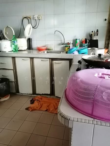 Rumah Flat untuk Dijual di Merpati - Charmaine Tan - Kitchen - PropertyGuru.com.my