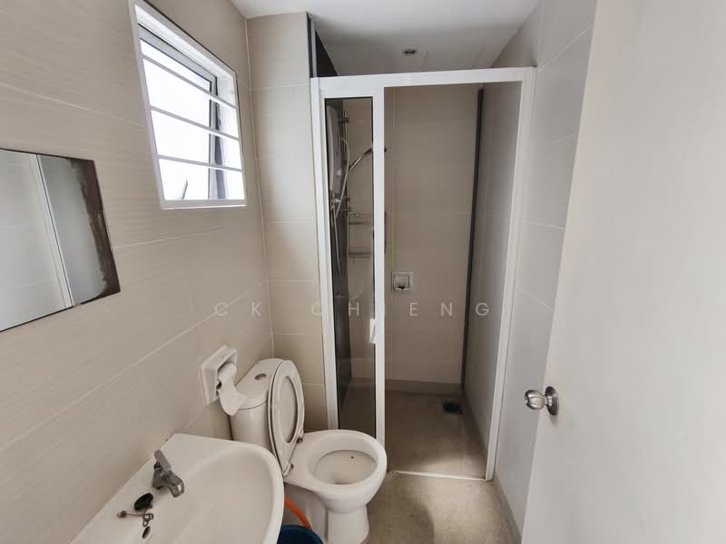 Calisa M @ Calisa Residences untuk Untuk Disewa - RM 1,300 /bulan, Mac 2026 - Bathroom - PropertyGuru.com.my
