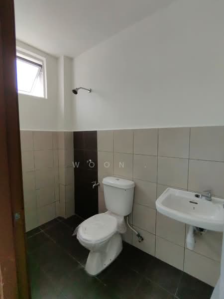 2-storey Terraced House for Sale in Bukit Beruang (Bukit Baru) - Woon . - Bathroom - PropertyGuru.com.my