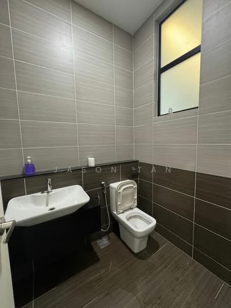 Semi-Detached House for Sale in Ulu Tiram (Johor) - Jason Tan - Bathroom - PropertyGuru.com.my