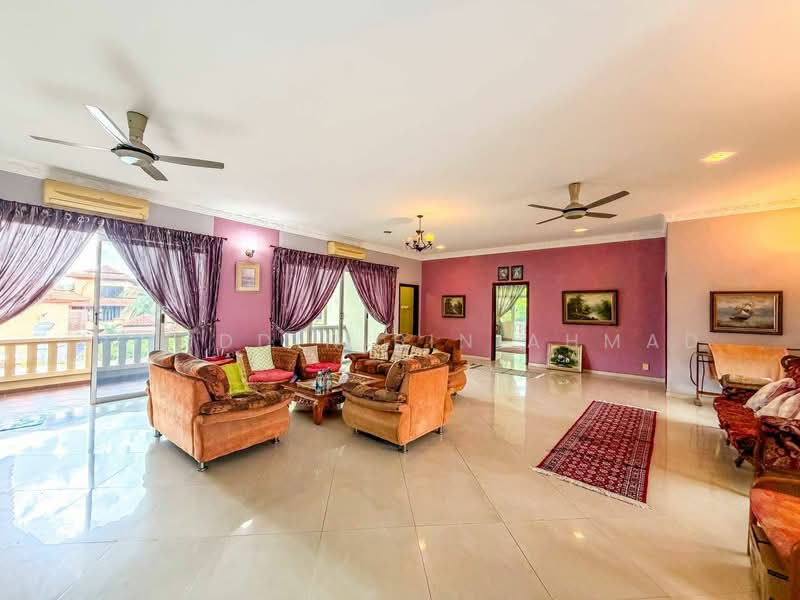 Bungalow for Sale in Country Heights (Kajang) - Aizuddin bin Ahmad - Living Room - PropertyGuru.com.my