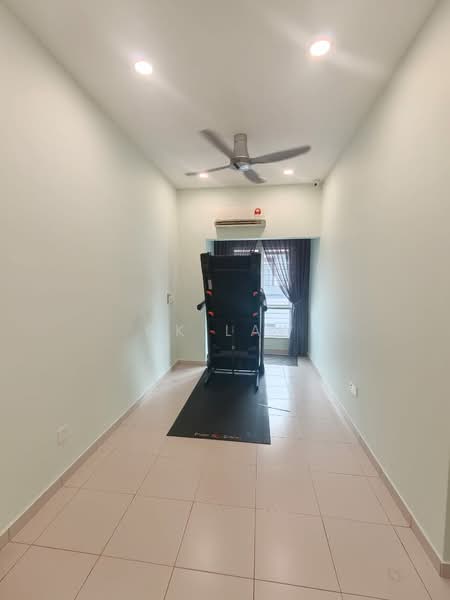 2-storey Terraced House for Sale in Setia Ecohill (Semenyih) - CK Law - Interior - PropertyGuru.com.my