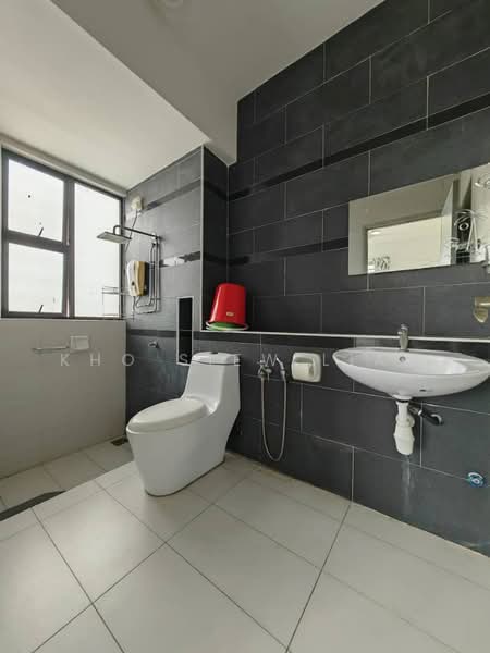 Service Residence for Sale at The Sky Executive Suites - Kho Siew Lian - Bathroom - PropertyGuru.com.my