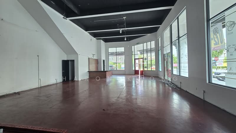 Shop / Office for Sale in Beranang (Selangor) - Sharon Khong - Entrance - PropertyGuru.com.my