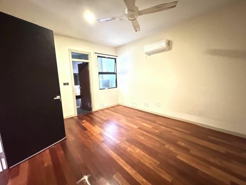2-storey Terraced House for Sale in East Ledang (Iskandar Puteri (Nusajaya)) - Jun Song - Bedroom - PropertyGuru.com.my