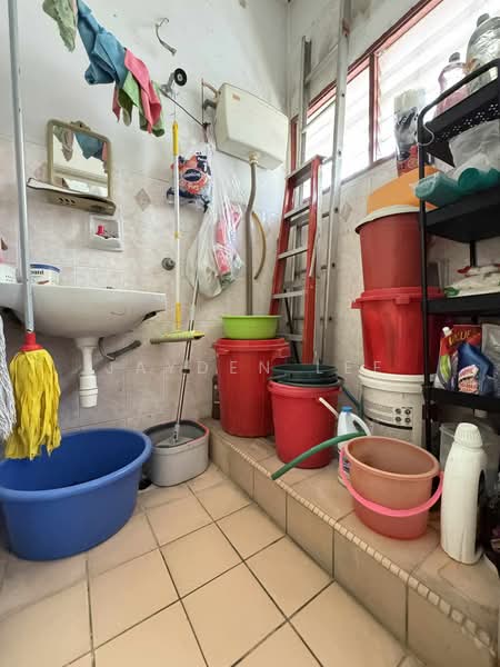 Rumah Teres 2 Tingkat untuk Dijual di Taman Wawasan (Puchong) - Jayden Lee - Bathroom - PropertyGuru.com.my