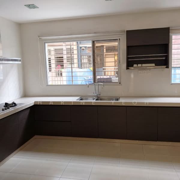 Rumah Teres 2 Tingkat untuk Disewa di Setia Indah 9 (Setia Alam) - Sharine Yeoh - Kitchen - PropertyGuru.com.my