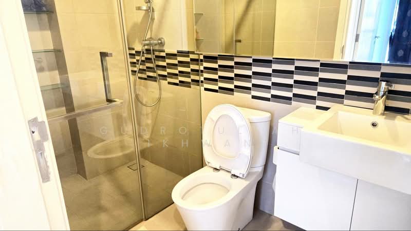 Service Residence for Sale at The Panorama - Gudrotullah Ikhwan - Bathroom - PropertyGuru.com.my