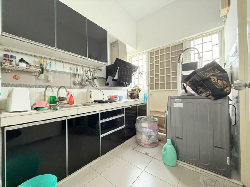 Setia Indah 10 untuk Untuk Dijual - RM 775,000, Mac 2026 - Kitchen - PropertyGuru.com.my