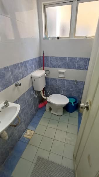 Kondominium untuk Disewa di Pelangi Damansara - David Wong - Bathroom - PropertyGuru.com.my