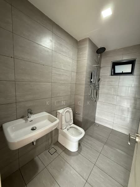 Service Residence for Rent at Residensi Ava @ Kiara Bay - Kin CK - Bathroom - PropertyGuru.com.my