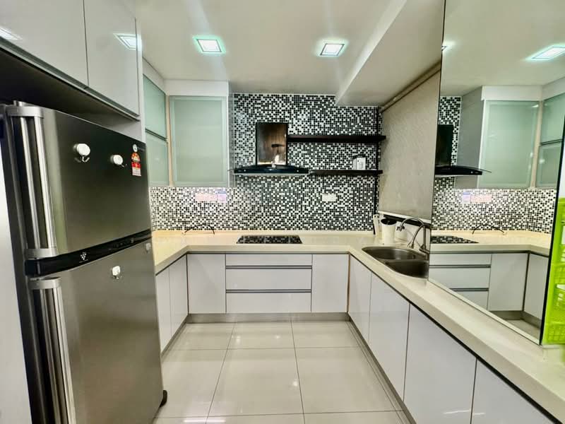 Service Residence for Sale at Saujana Residency - Samuel Pan - Kitchen - PropertyGuru.com.my