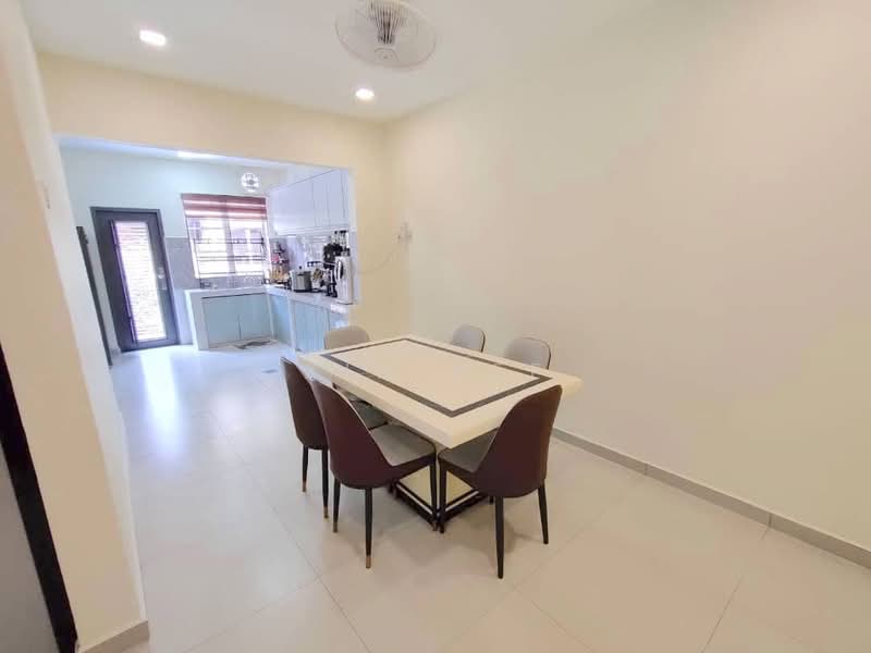 2-storey Terraced House for Sale in SS14 (Subang Jaya) - Xin Nee - Kitchen - PropertyGuru.com.my