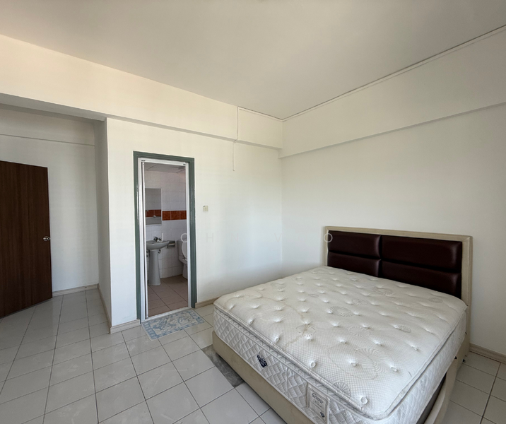 Likas Square untuk Untuk Dijual - RM 850,000, Mac 2026 - Bedroom - PropertyGuru.com.my