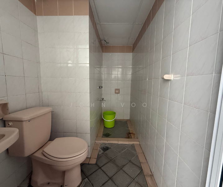 Likas Square untuk Untuk Dijual - RM 850,000, Mac 2026 - Bathroom - PropertyGuru.com.my