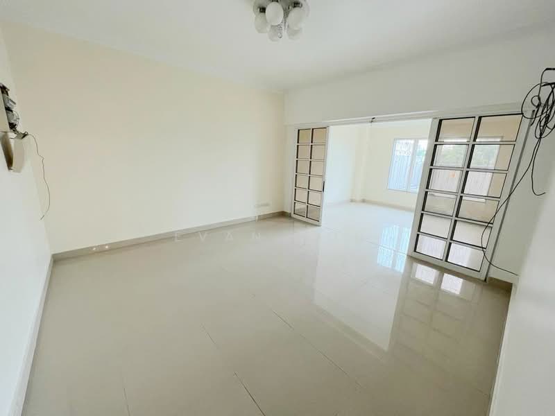 Semi-Detached House for Sale in Bandar Puteri Puchong (Puchong) - Evan Goh - Living Room - PropertyGuru.com.my