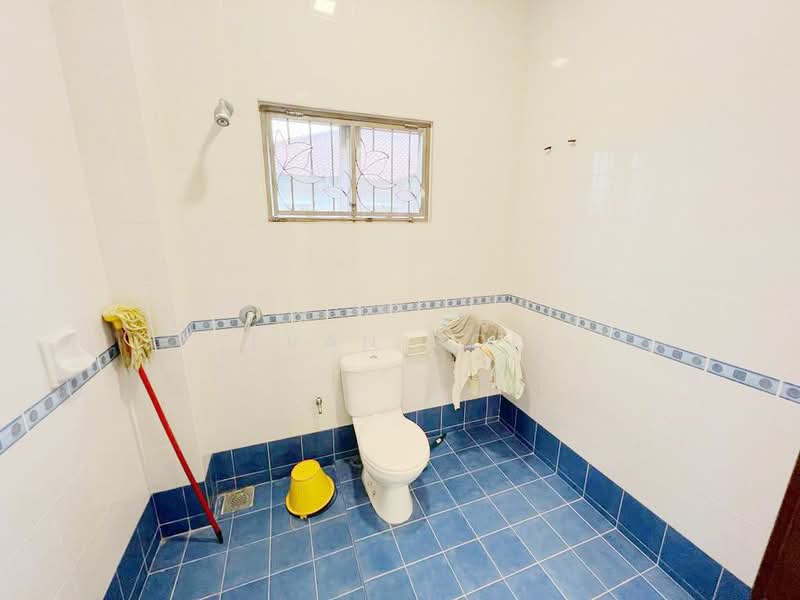Semi-Detached House for Sale in Bandar Puteri Puchong (Puchong) - Evan Goh - Bathroom - PropertyGuru.com.my