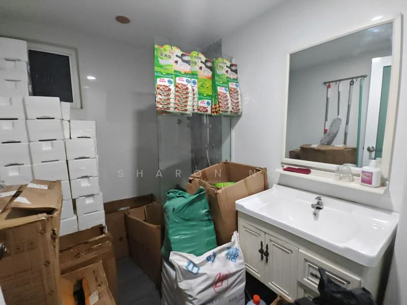 Shop for Sale in Taman Johor Jaya (Johor Bahru) - Sharon Ng - Interior - PropertyGuru.com.my