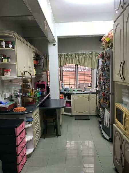 Usj 13 untuk Untuk Dijual - RM 918,000, Mac 2026 - Kitchen - PropertyGuru.com.my