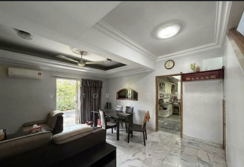 Usj 13 untuk Untuk Dijual - RM 918,000, Mac 2026 - Living Room - PropertyGuru.com.my