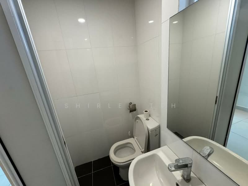 Service Residence for Sale at Maritime Suite - Shirley Teh - Bathroom - PropertyGuru.com.my