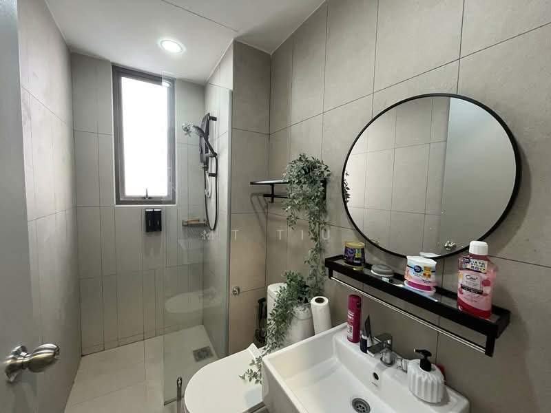 Kenwingston Platz untuk Untuk Disewa - RM 2,000 /bulan, Mac 2026 - Bathroom - PropertyGuru.com.my