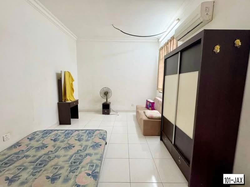Cluster House for Sale in Aman Perdana (Kapar) - Tom Lee - PropertyGuru.com.my