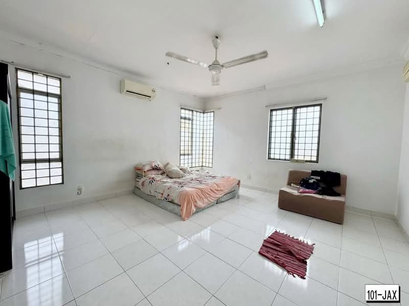 Cluster House for Sale in Aman Perdana (Kapar) - Tom Lee - PropertyGuru.com.my