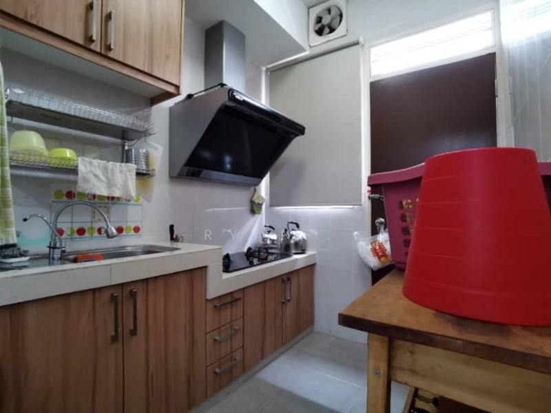 Setia Indah 12 untuk Untuk Dijual - RM 760,000, Mac 2026 - Kitchen - PropertyGuru.com.my