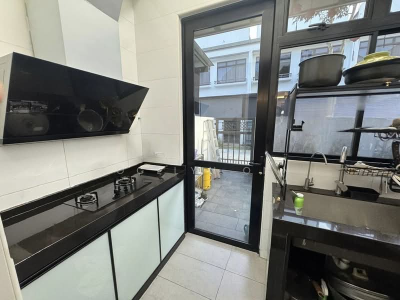 Eco Summer untuk Untuk Dijual - RM 958,000, Mac 2026 - Kitchen - PropertyGuru.com.my