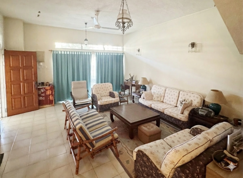 2-storey Terraced House for Sale in Taman Tun Dr Ismail (Kuala Lumpur) - Danny Chan - Living Room - PropertyGuru.com.my