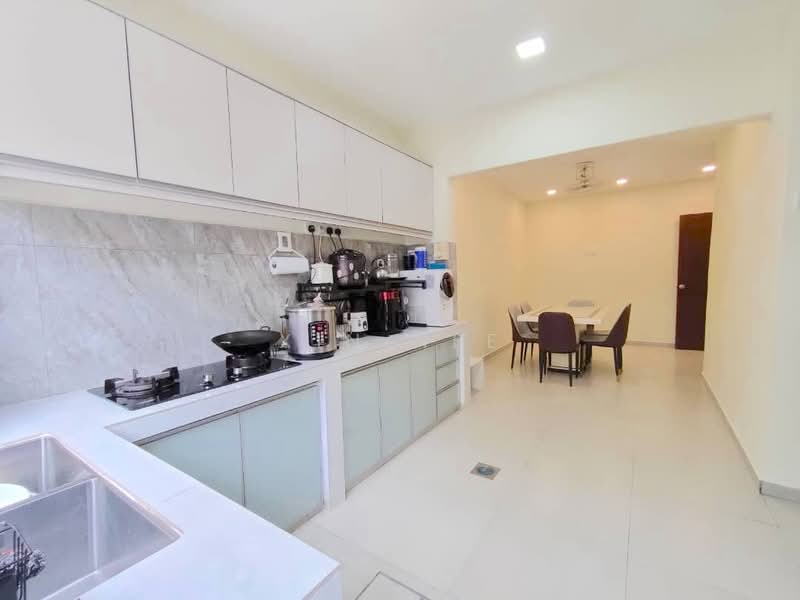 Subang Jaya untuk Untuk Dijual - RM 1,780,000, Mac 2026 - Kitchen - PropertyGuru.com.my