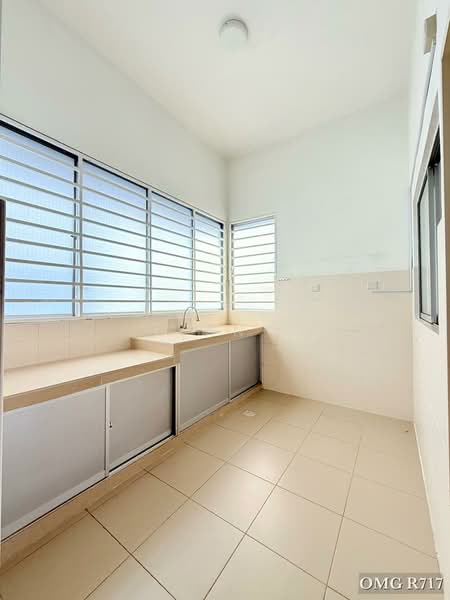 2-storey Terraced House for Sale in Setia Alam (Selangor) - Ryan . - Kitchen - PropertyGuru.com.my