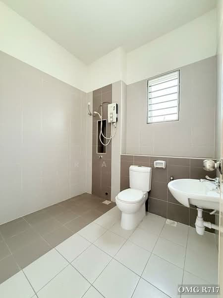 2-storey Terraced House for Sale in Setia Alam (Selangor) - Ryan . - Bathroom - PropertyGuru.com.my