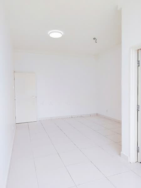 Service Residence for Sale at Sky Peak Residences - Sharon Ng - Interior - PropertyGuru.com.my