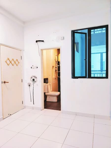 Service Residence for Sale at Sky Peak Residences - Sharon Ng - Bathroom - PropertyGuru.com.my