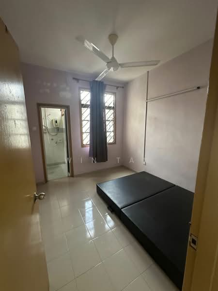 2-storey Terraced House for Sale in Permas Jaya (Johor Bahru) - Win Tan - Bedroom - PropertyGuru.com.my