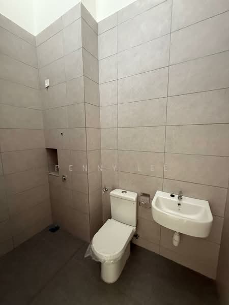 2-storey Terraced House for Sale in Austin Crest (Johor Bahru) - Penny Lee - Bathroom - PropertyGuru.com.my