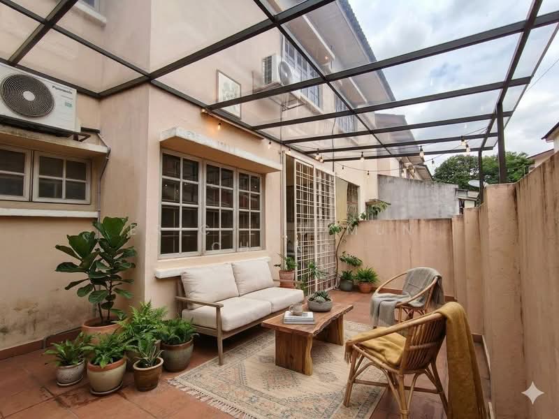 2-storey Terraced House for Sale in Bandar Bukit Puchong 2 (Puchong) - Eric Lau Mun Chung - Exterior - PropertyGuru.com.my